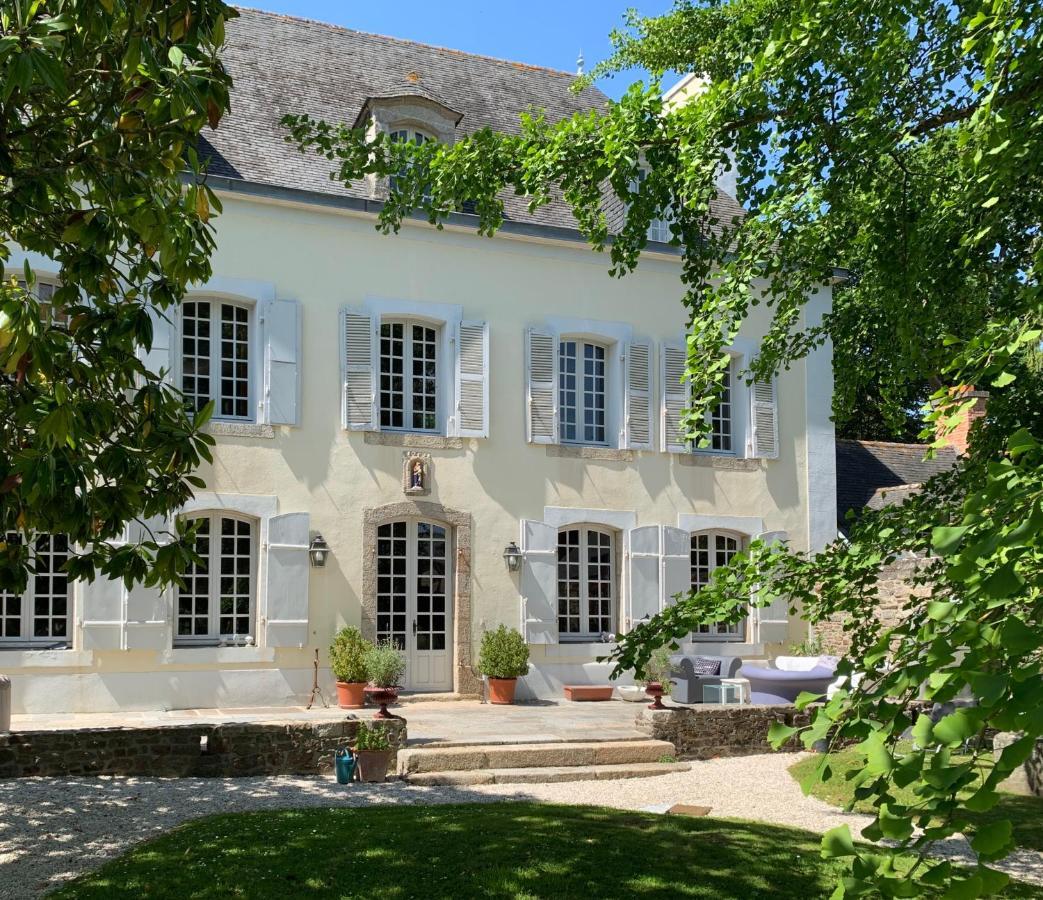 La Meffrais 1741 Bed & Breakfast Dinan Exterior photo