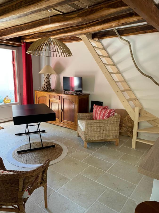La Meffrais 1741 Bed & Breakfast Dinan Exterior photo