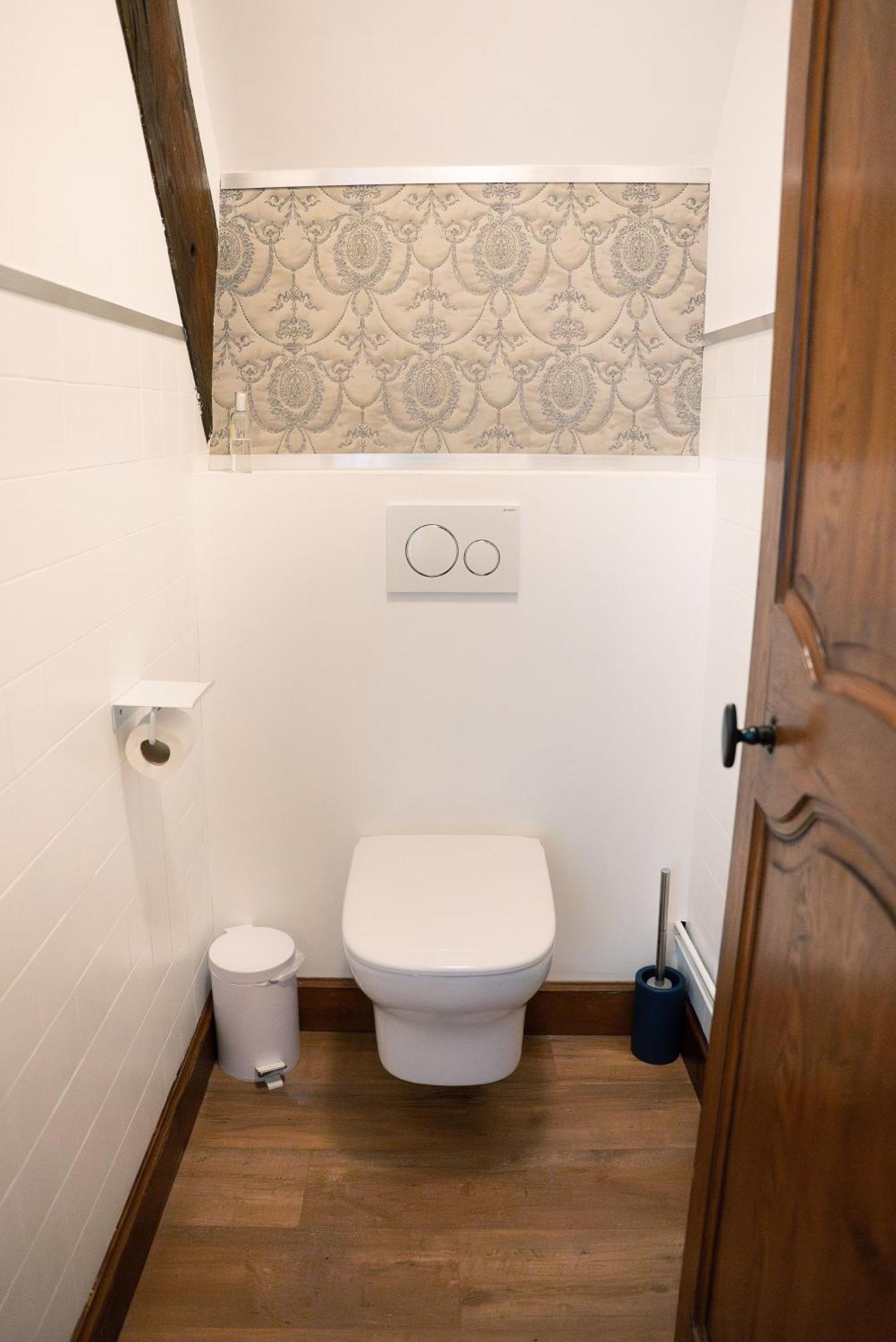 La Meffrais 1741 Bed & Breakfast Dinan Room photo